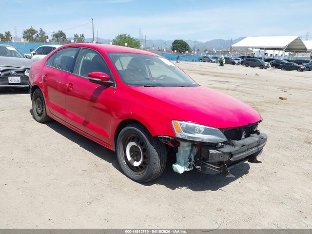 Salvage Volkswagen Jetta Image