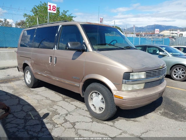 Salvage Chevrolet Astro Image