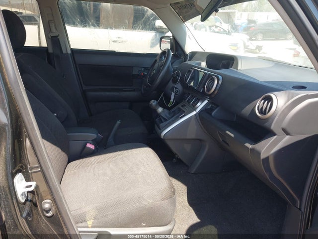 Scion xB