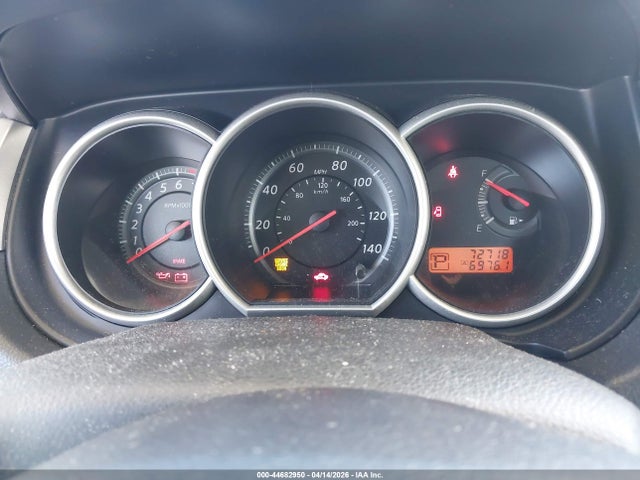 Nissan Versa 1.8s