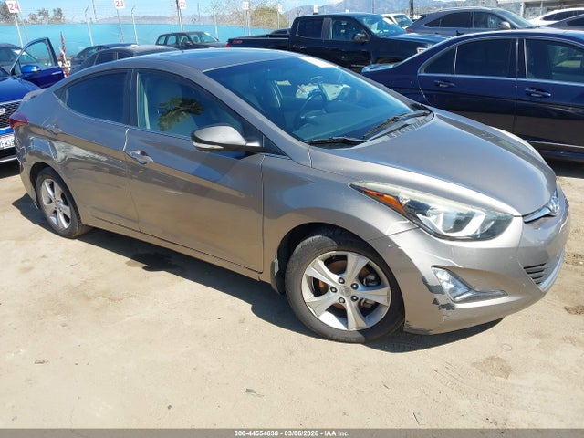 Salvage Hyundai ELANTRA Image