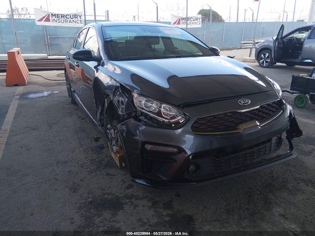 Salvage Kia Forte Image