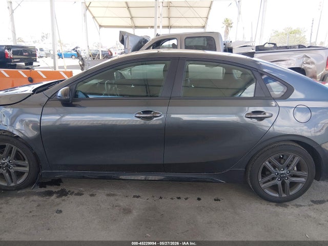 Kia Forte Gt-line