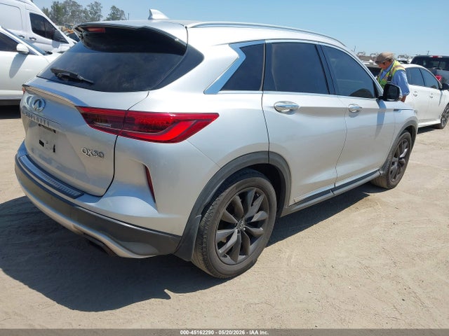 INFINITI Qx Essential