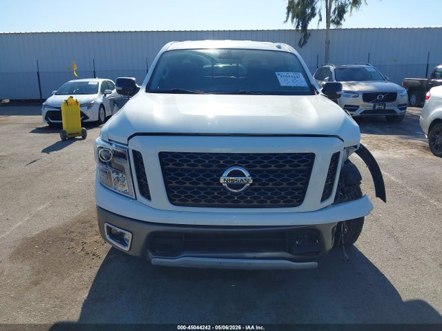 Nissan Titan Pro-4x