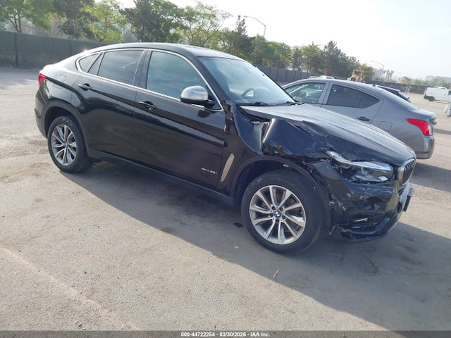 Salvage BMW X Series Image