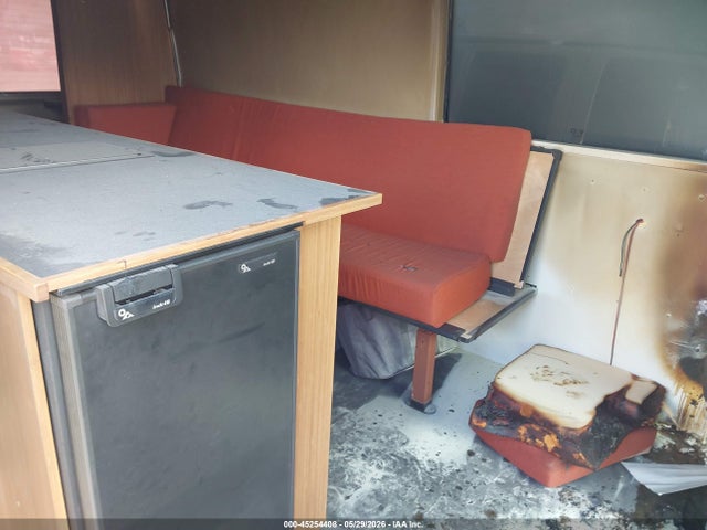 Dodge Sprinter Van 2500