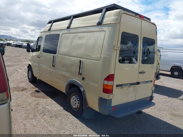 Dodge Sprinter Van 2500