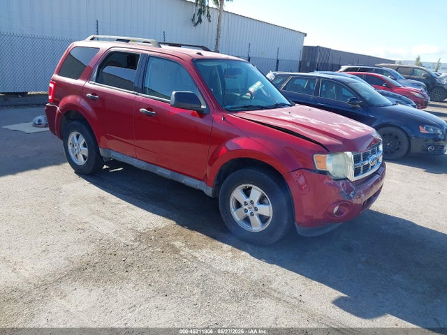 Salvage Ford Escape Image