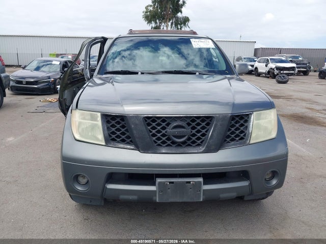 Nissan Pathfinder Se