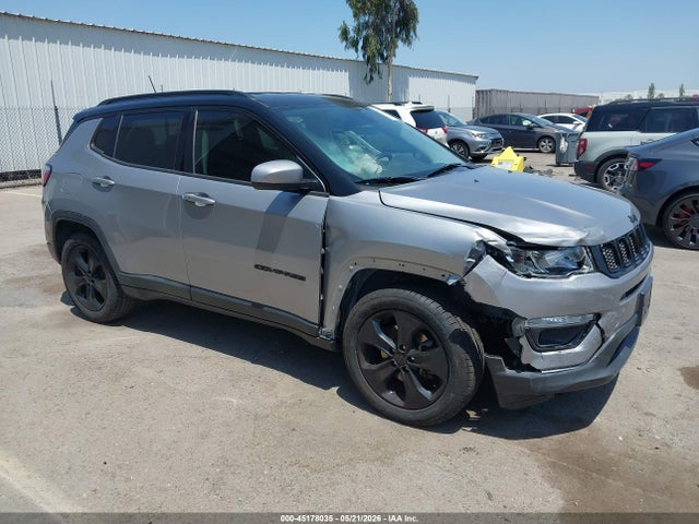 Salvage Jeep Compass Image