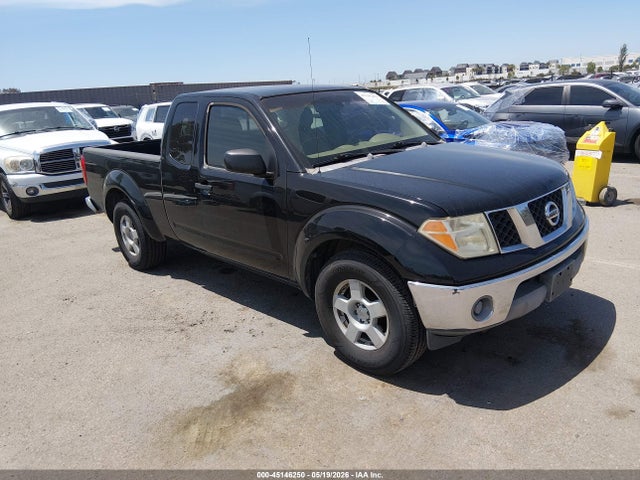 Salvage Nissan Frontier Image