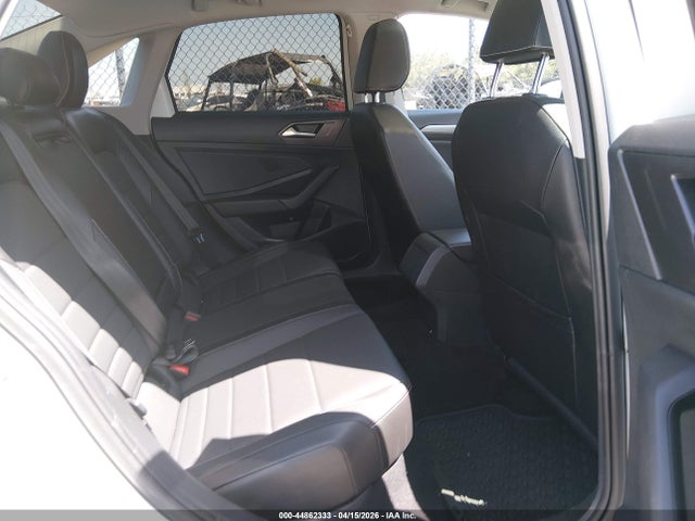 Volkswagen Jetta 1.5t Se