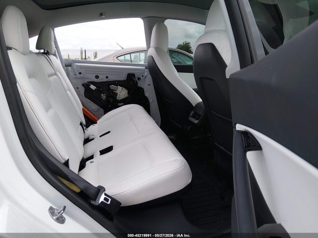 Tesla Model Y Long Range Dual Motor All-wheel Drive
