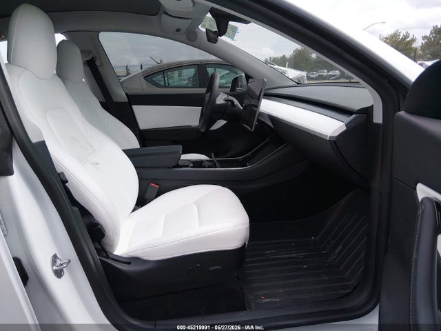 Tesla Model Y Long Range Dual Motor All-wheel Drive