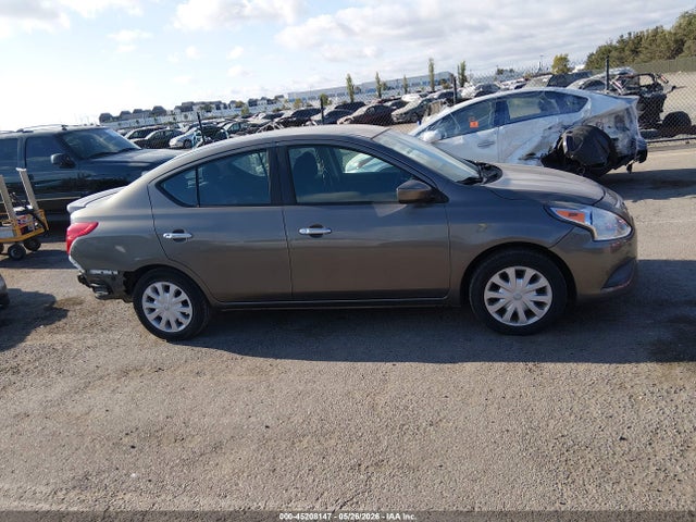 Nissan Versa 1.6 Sv