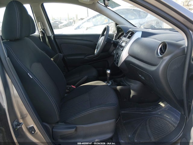 Nissan Versa 1.6 Sv