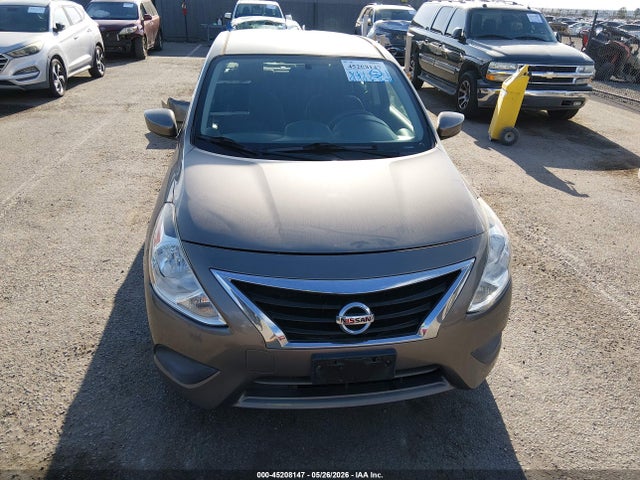 Nissan Versa 1.6 Sv