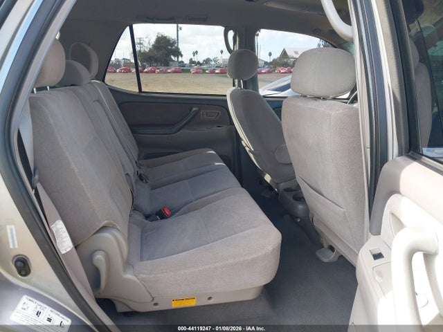 Toyota Sequoia Sr5 V8
