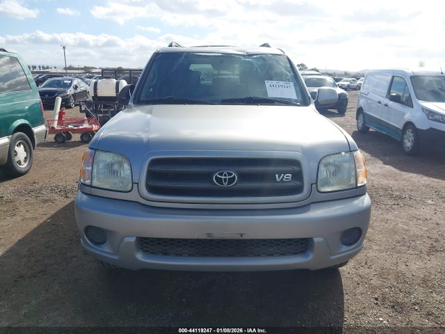 Toyota Sequoia Sr5 V8