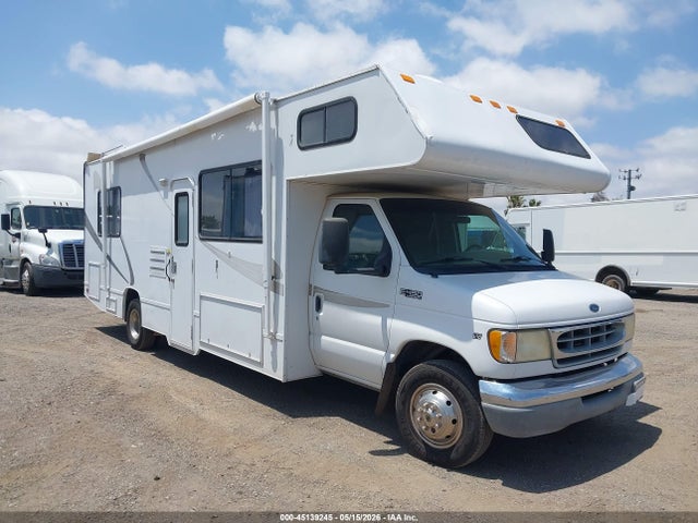 Salvage Ford E-450 Image