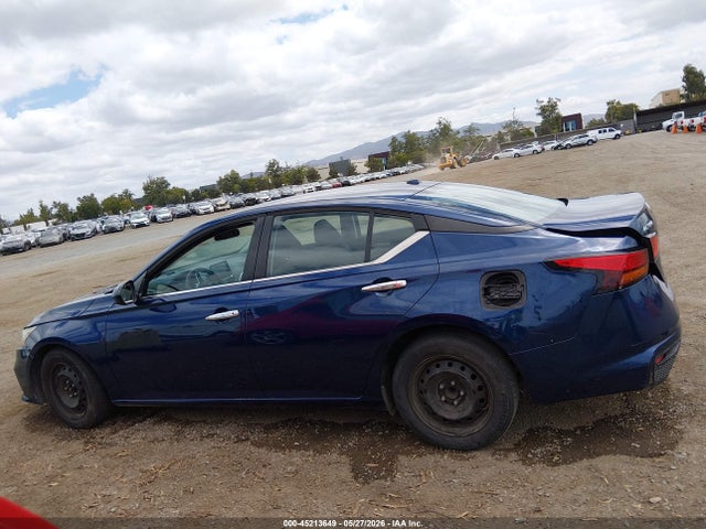 Nissan Altima S Fwd