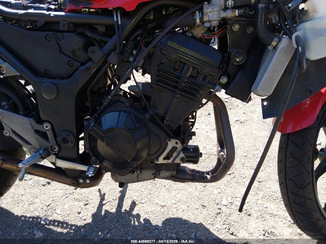 Kawasaki Ex300 B