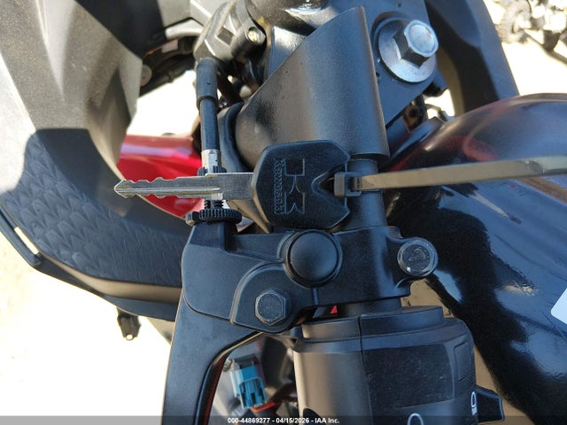 Kawasaki Ex300 B