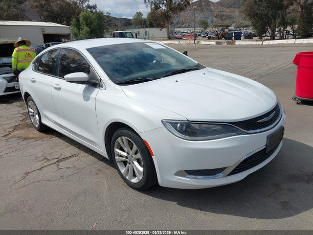 Salvage Chrysler 200 Image