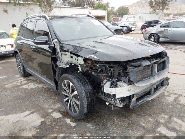 Salvage Mercedes-Benz GLB Image