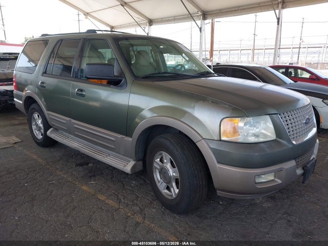 Salvage Ford Expedition Image