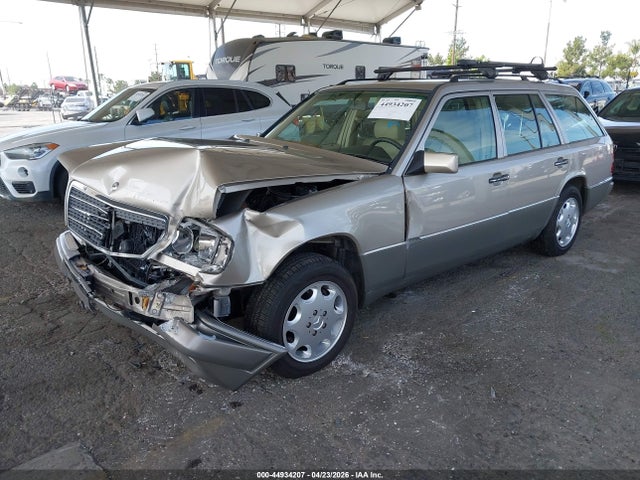 Mercedes-Benz E-Class 320