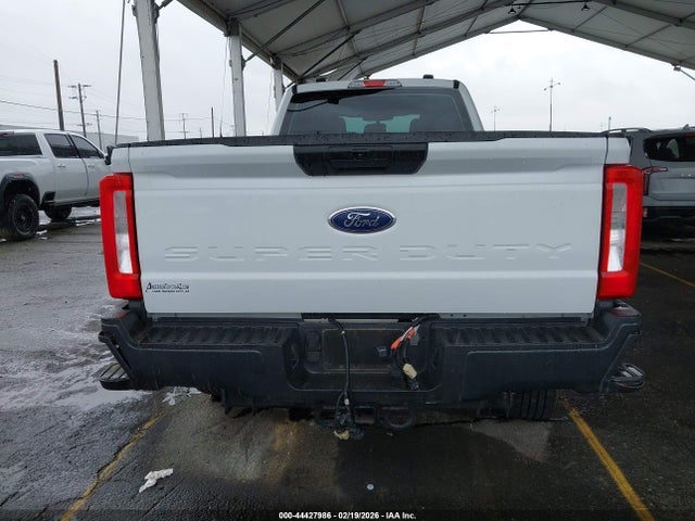Ford F-250 Xl