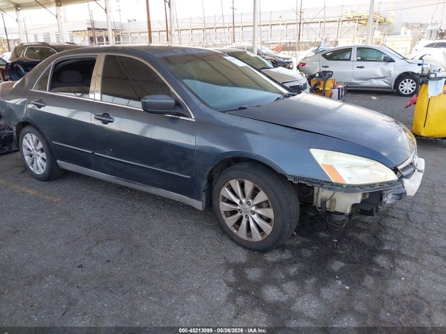 Salvage Honda Accord Image