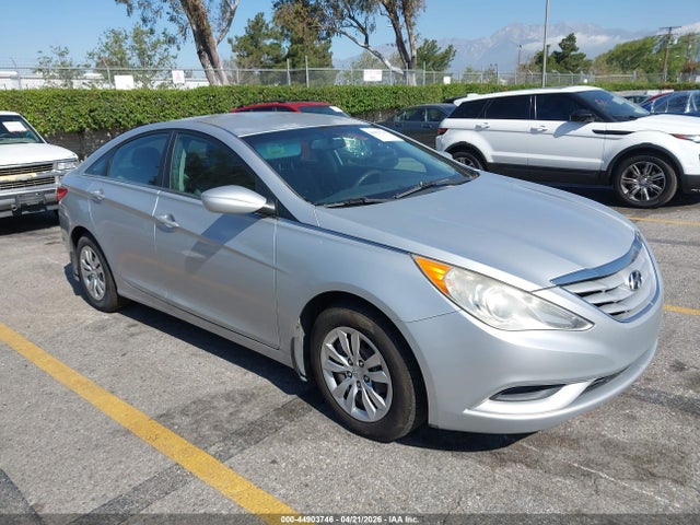 Salvage Hyundai SONATA Image