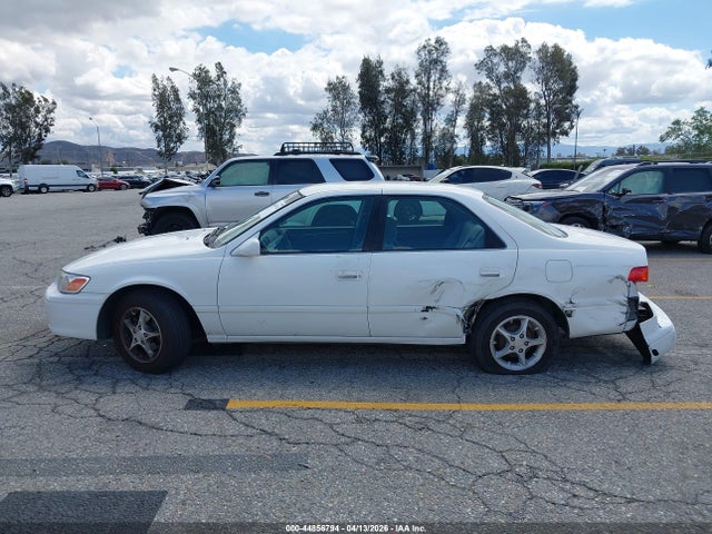 Toyota Camry Le