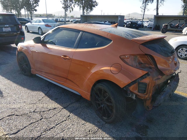 Hyundai VELOSTER Turbo