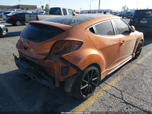 Hyundai VELOSTER Turbo