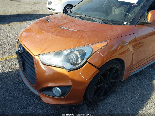 Hyundai VELOSTER Turbo