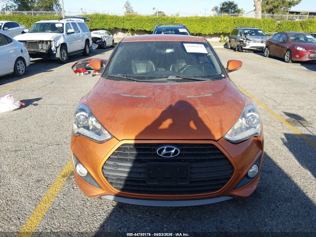 Hyundai VELOSTER Turbo