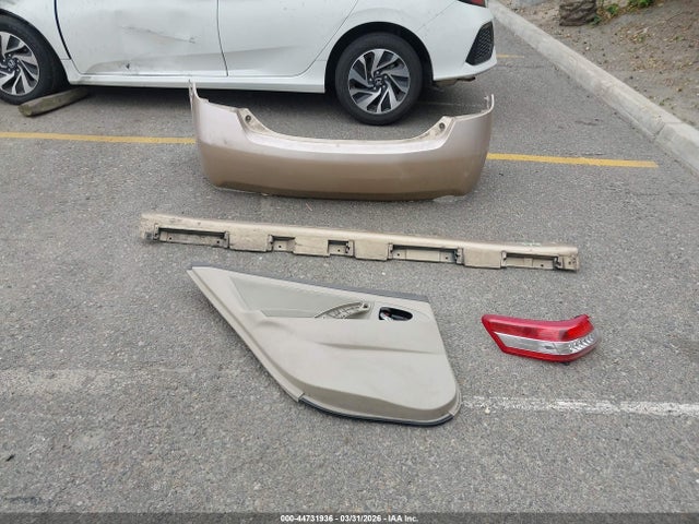 Toyota Camry Le
