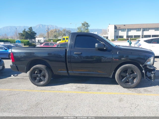 Ram 1500 Express  4x2 6'4 Box