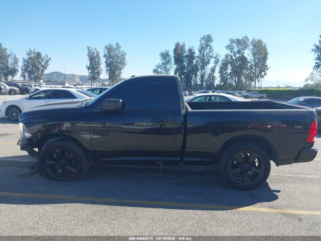 Ram 1500 Express  4x2 6'4 Box