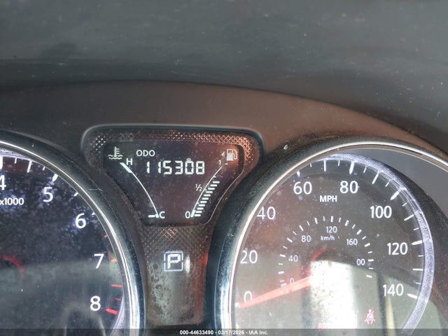 Nissan Versa 1.6 Sv