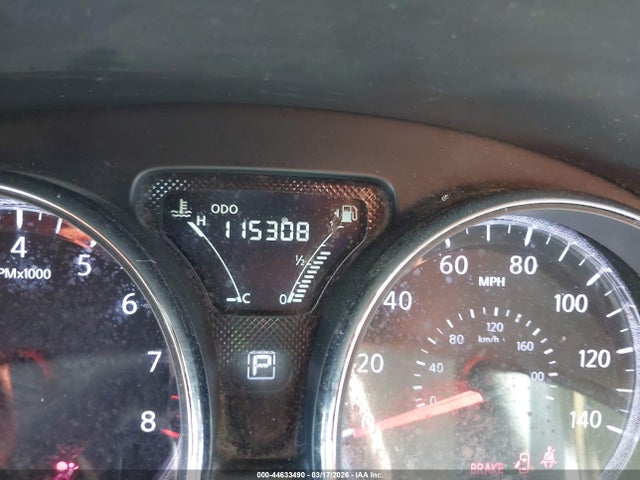Nissan Versa 1.6 Sv