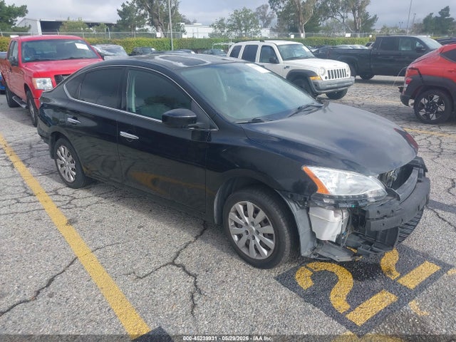 Salvage Nissan Sentra Image