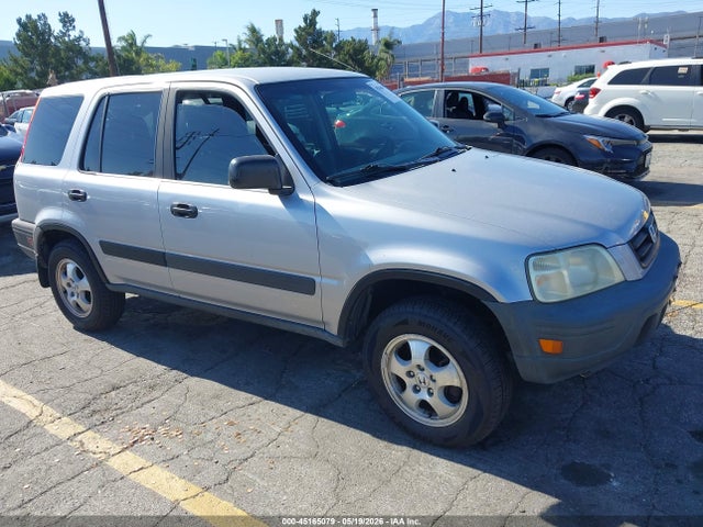 Salvage Honda CR-V Image