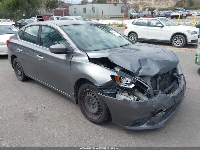 Salvage Nissan Sentra Image