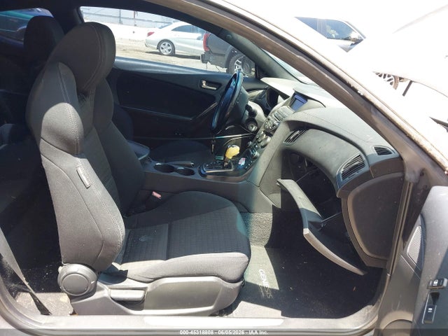 Hyundai Genesis 2.0t
