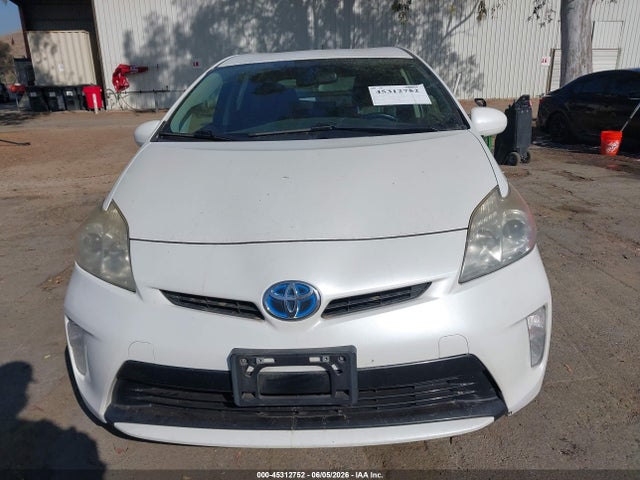Toyota Prius Three Se
